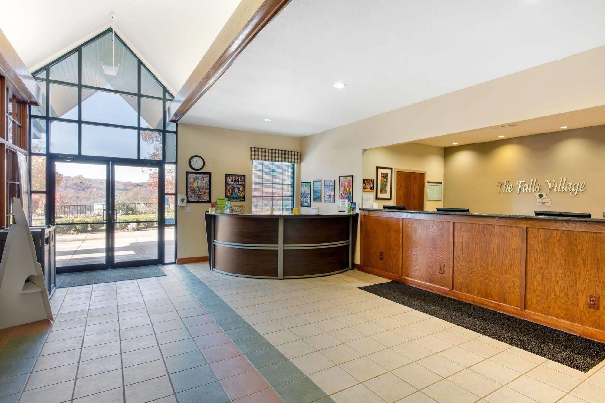 Bluegreen Vacations The Falls Village, An Ascend Resort ブランソン エクステリア 写真