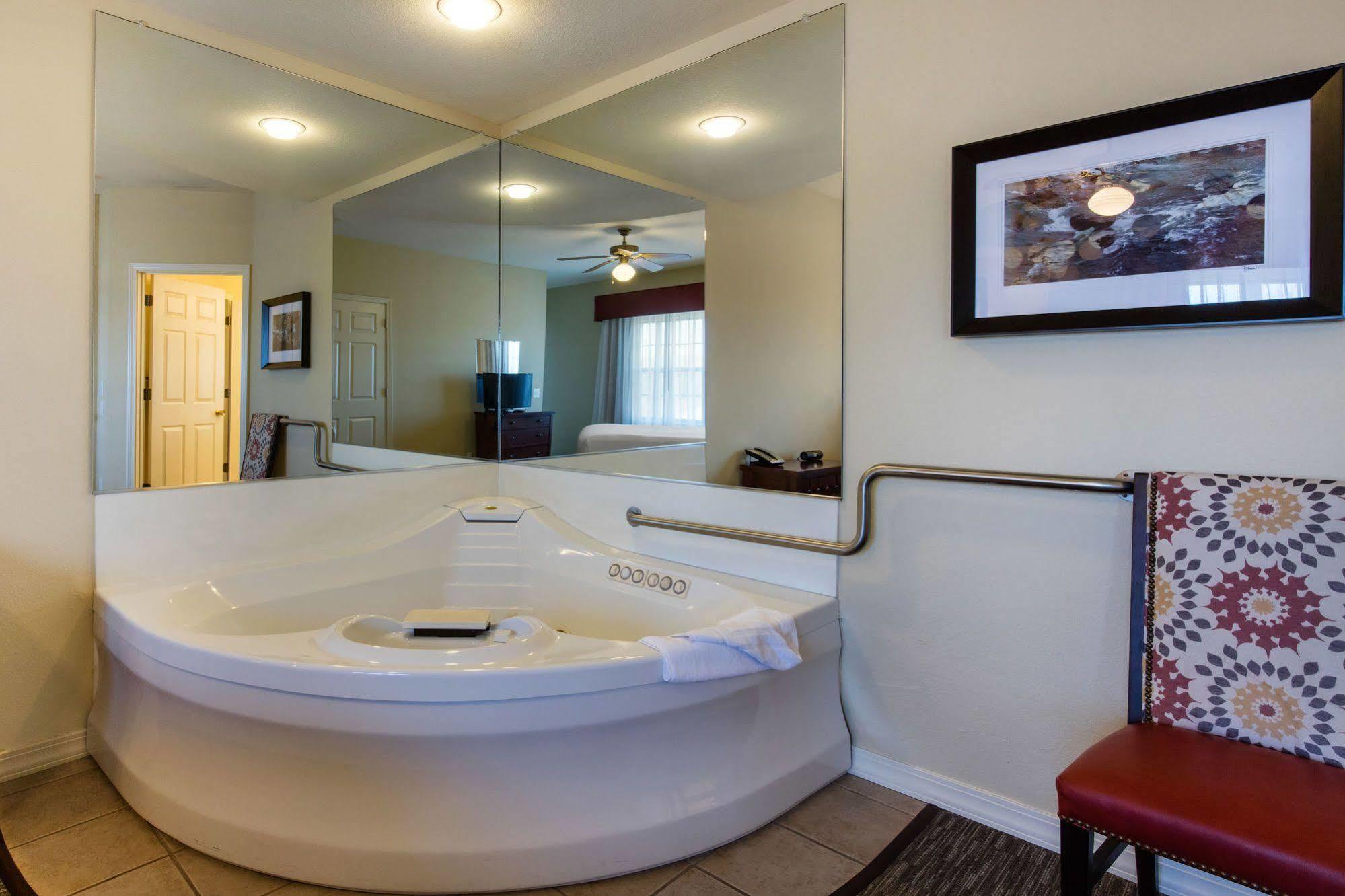 Bluegreen Vacations The Falls Village, An Ascend Resort ブランソン エクステリア 写真