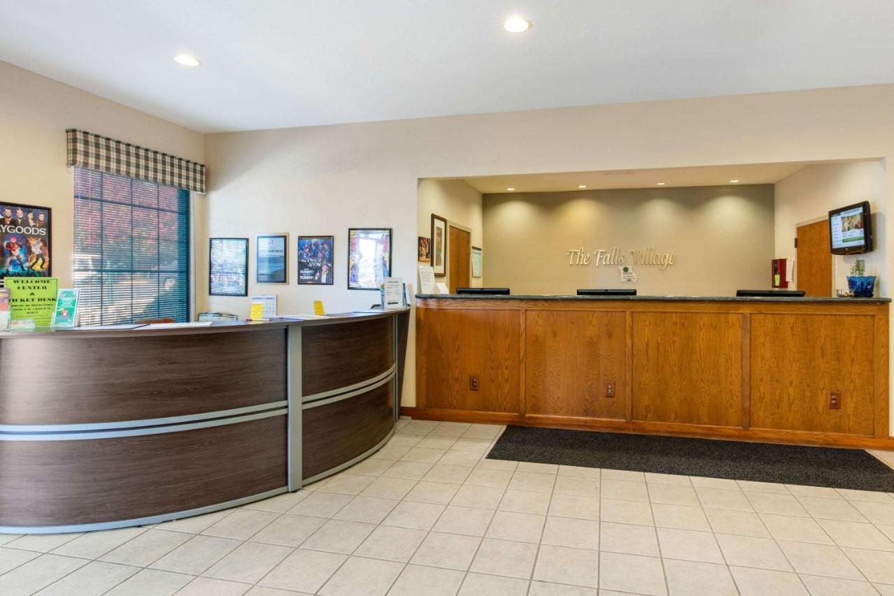 Bluegreen Vacations The Falls Village, An Ascend Resort ブランソン エクステリア 写真